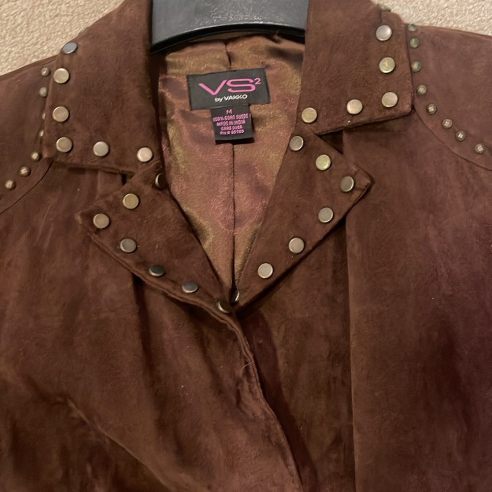 Leather studded belted jacket - Picture 4 of 6